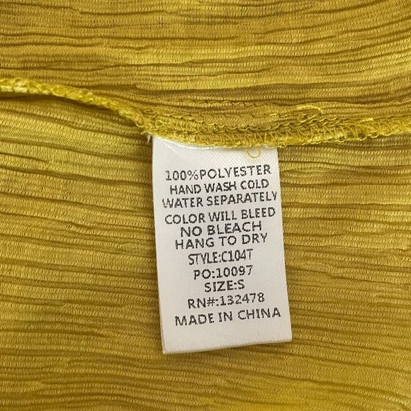 The Impeccable Pig v neck short sleeve blouse yellow women’s small - Picture 13 of 13